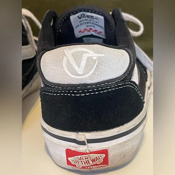 Rowan Vans - Picture 6 of 10